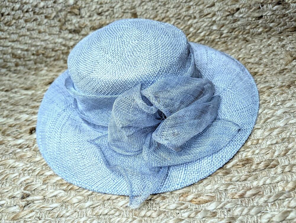 Vintage Women's Betmar New York Light Blue Sun Hat Derby Church Special Occasion